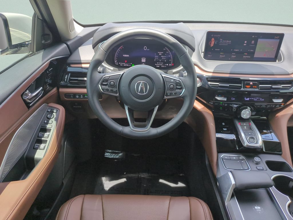 Used 2023 Acura MDX FWD w/ Technology Package image 13