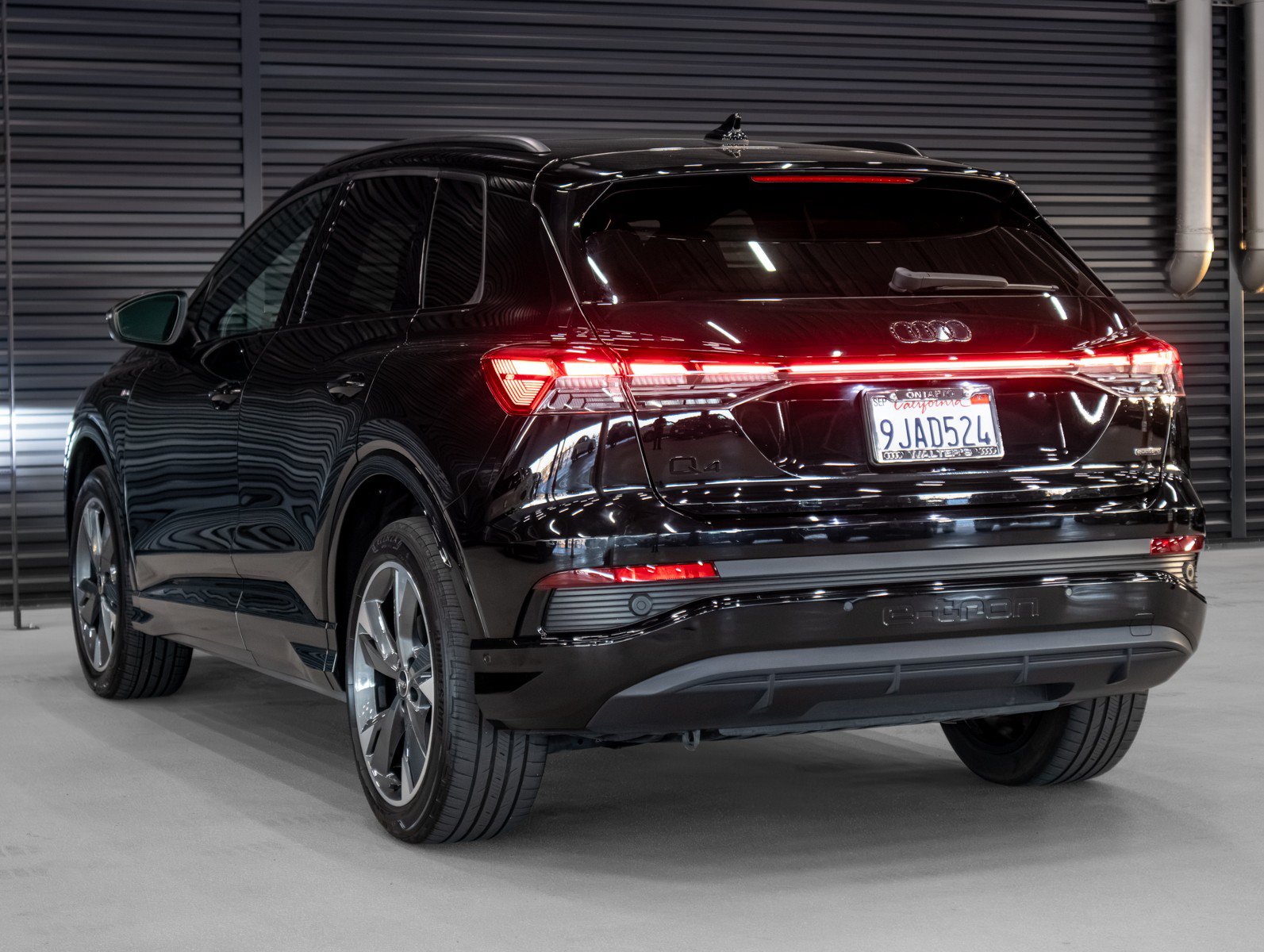 Used 2023 Audi Q4 e-tron Prestige w/ Black Optic Package AWD/4WD image 2