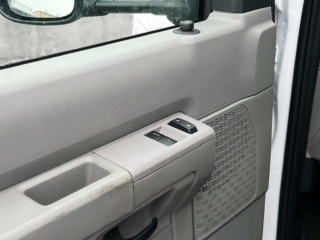 New 2025 Ford E-350 and Econoline 350 Super Duty w/ Interior Upgrade Package RWD image 11