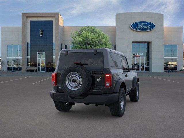 New 2025 Ford Bronco Base image 8