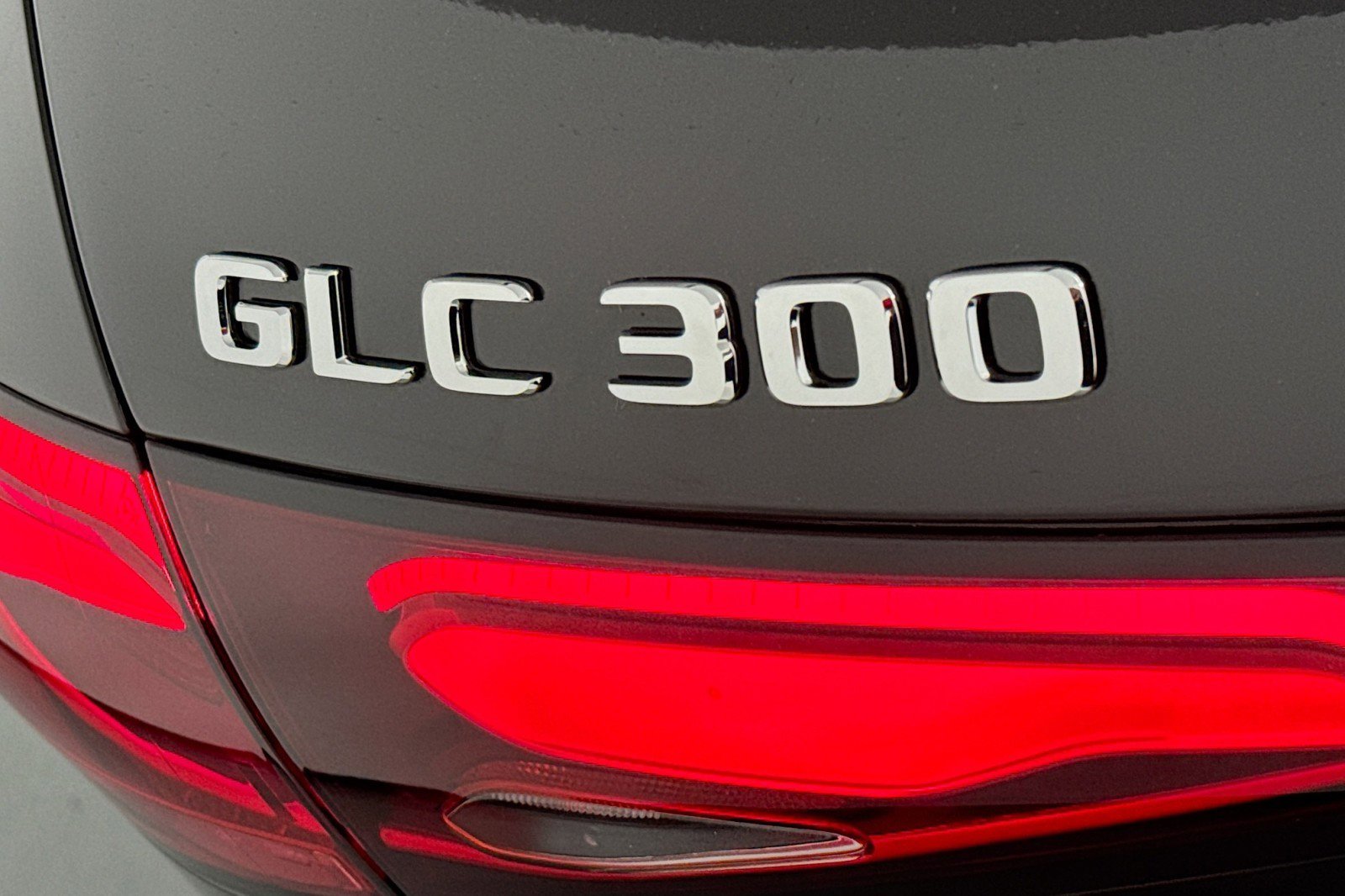 Certified 2026 Mercedes-Benz GLC 300 image 8