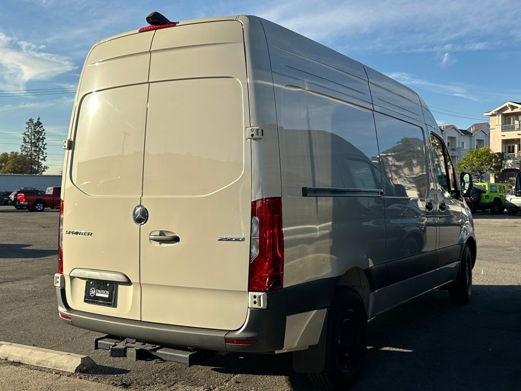New 2025 Mercedes-Benz Sprinter 2500 image 7