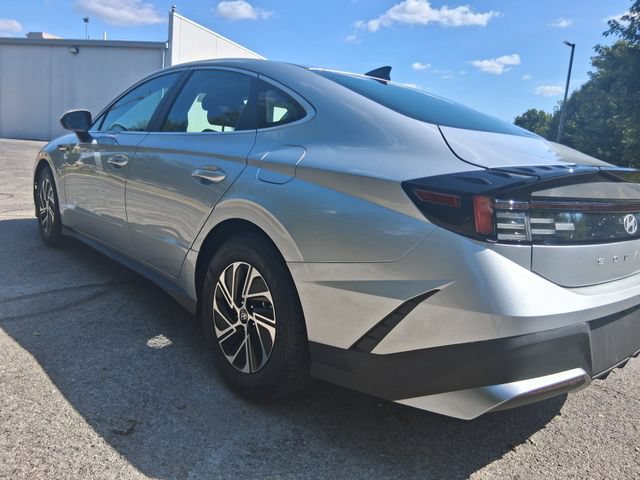 Used 2026 Hyundai Sonata Blue FWD image 7