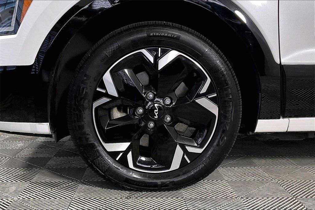 Used 2023 Kia Niro Wind image 8