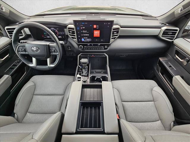 Used 2025 Toyota Tundra Limited AWD/4WD image 18