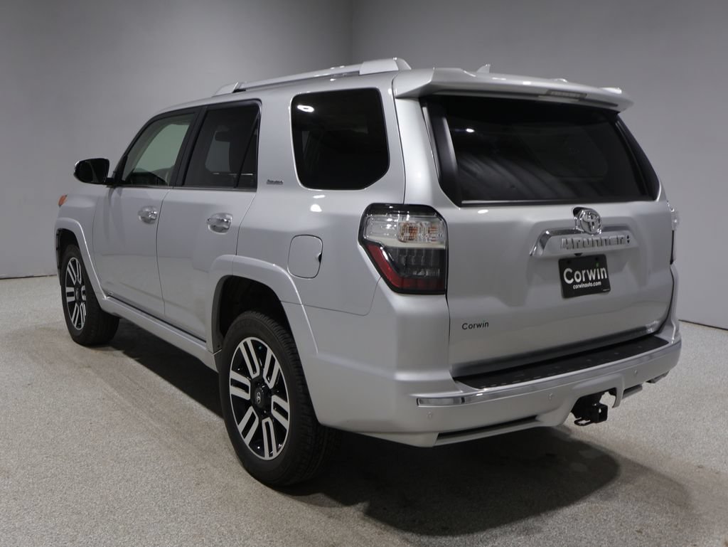 Used 2022 Toyota 4Runner Limited AWD/4WD image 5