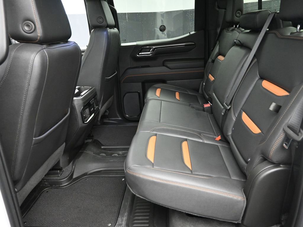 Certified 2023 GMC Sierra 1500 AT4 w/ AT4 Preferred Package image 11