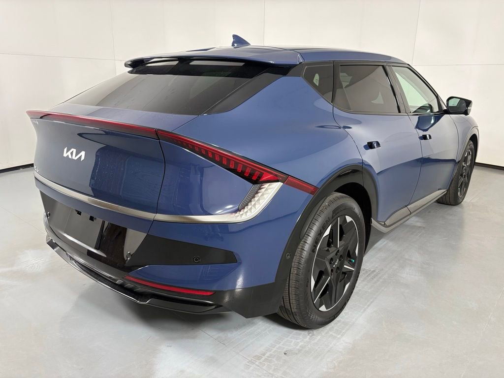Used 2025 Kia EV6 Wind image 8