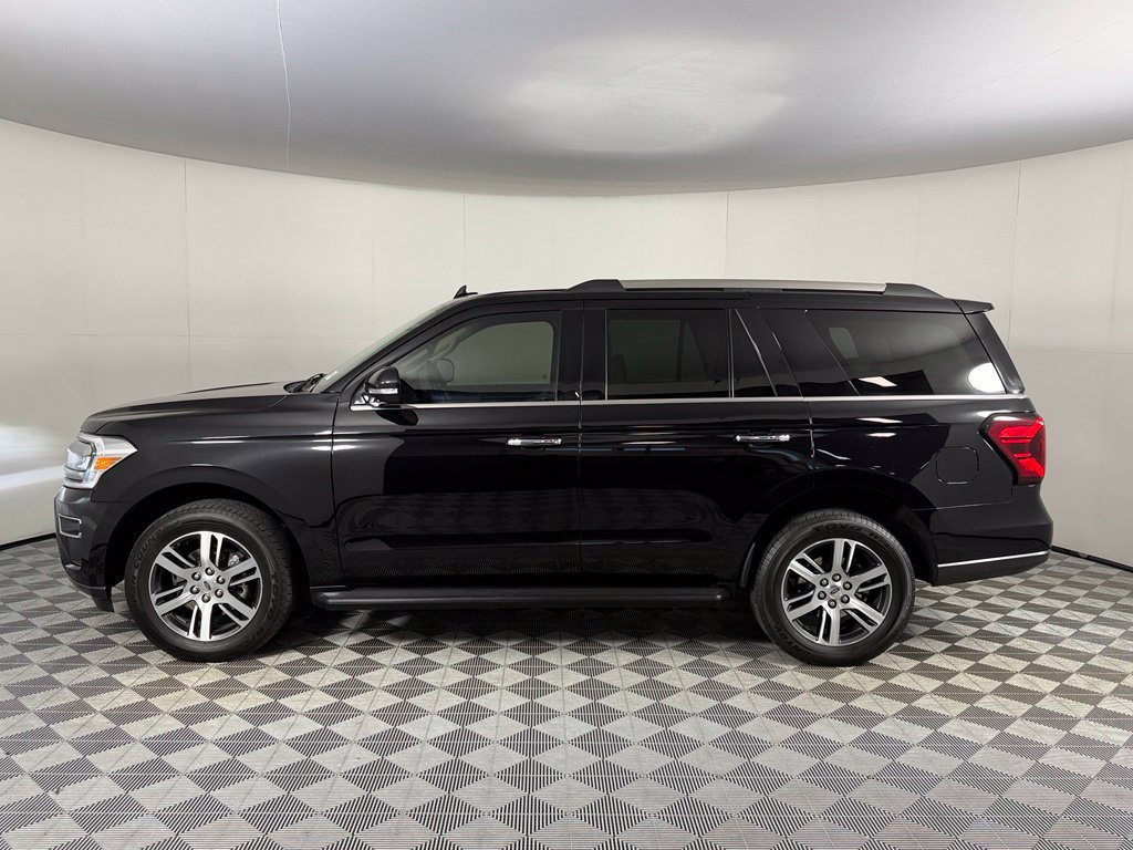 Used 2024 Ford Expedition Limited RWD image 10
