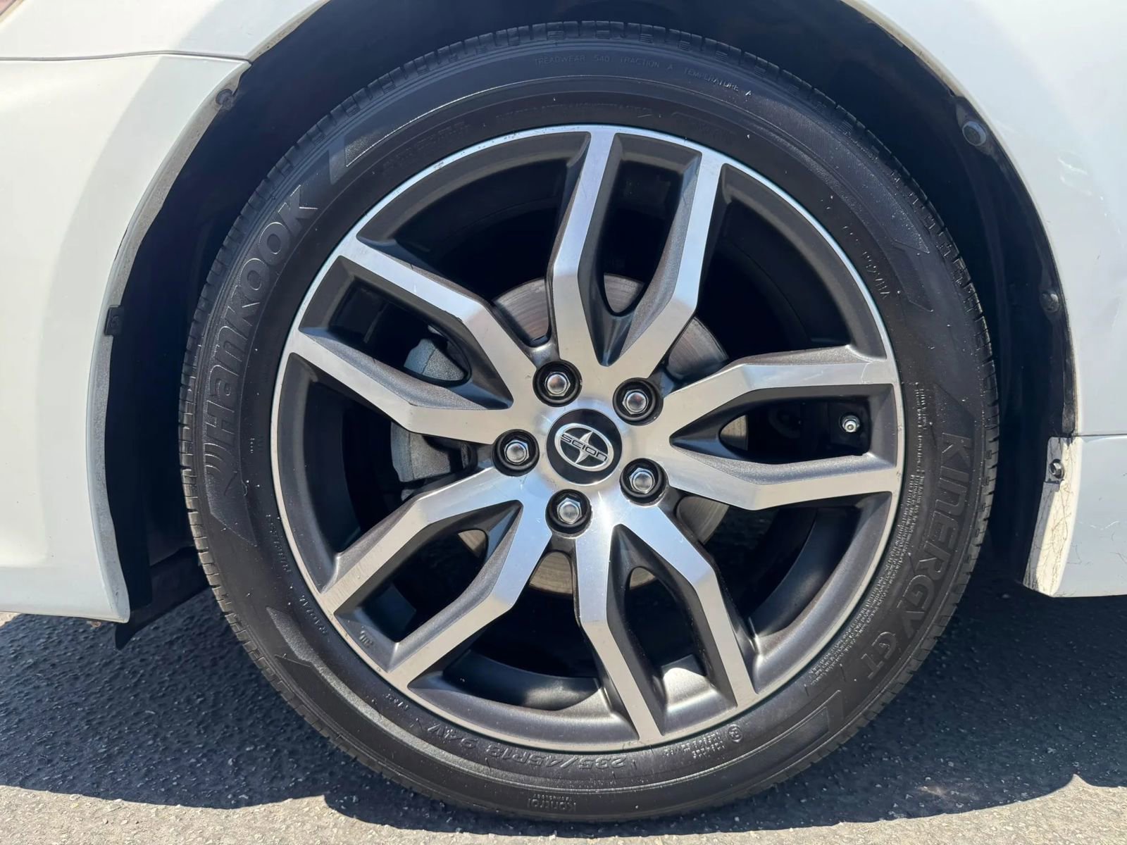Used 2016 Scion tC FWD image 17