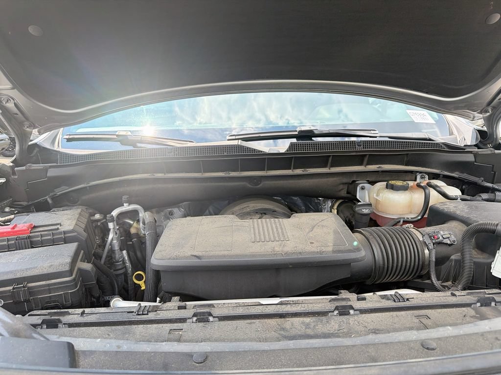 Used 2023 Chevrolet Suburban RST w/ Luxury Package RWD image 33