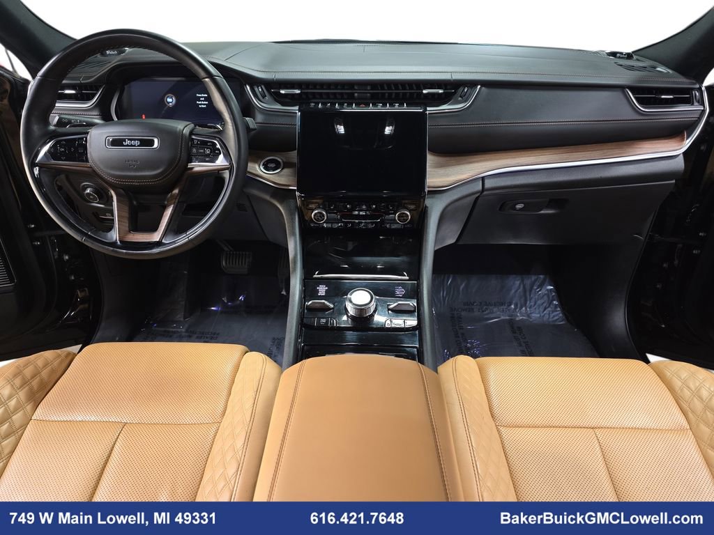 Used 2022 Jeep Grand Cherokee L Summit w/ Advanced Protech Group IV image 9