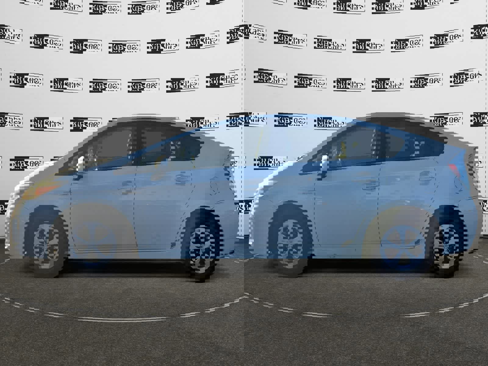 Used 2013 Toyota Prius Three w/ Solar Roof Pkg image 3