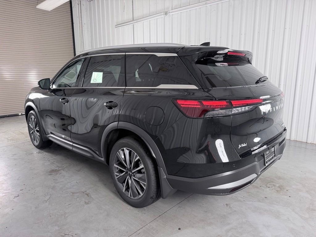 Certified 2027 INFINITI QX60 Luxe w/ Cargo Package FWD image 4