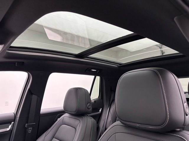 New 2026 GMC Terrain Elevation w/ Elevation Premium Package FWD image 5