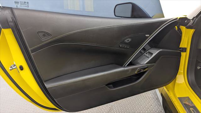 Used 2016 Chevrolet Corvette Z06 w/ 3LZ Preferred Equipment Group RWD image 13