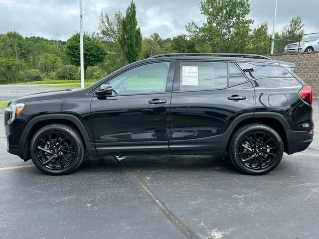 Used 2023 GMC Terrain SLT w/ Infotainment Package II AWD/4WD image 45