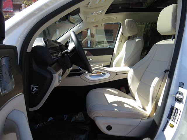 Used 2025 Mercedes-Benz GLS 450 4MATIC image 20
