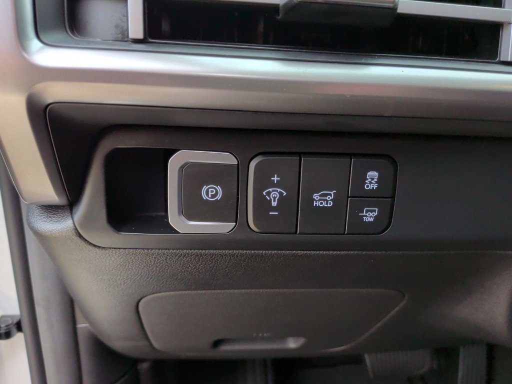 Used 2024 Hyundai Santa Fe XRT AWD/4WD image 16