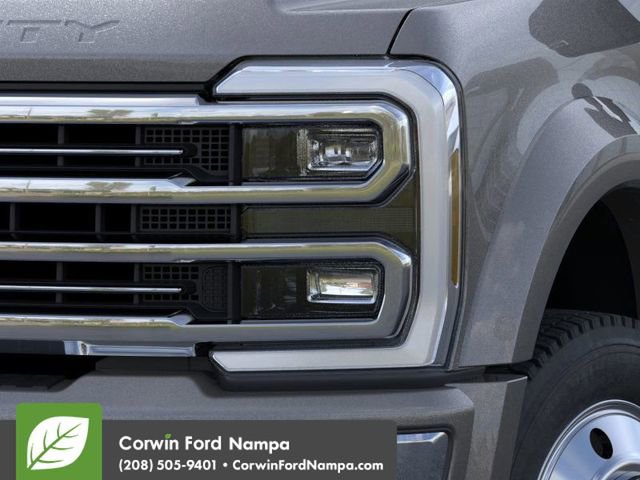 New 2026 Ford F450 Platinum image 18