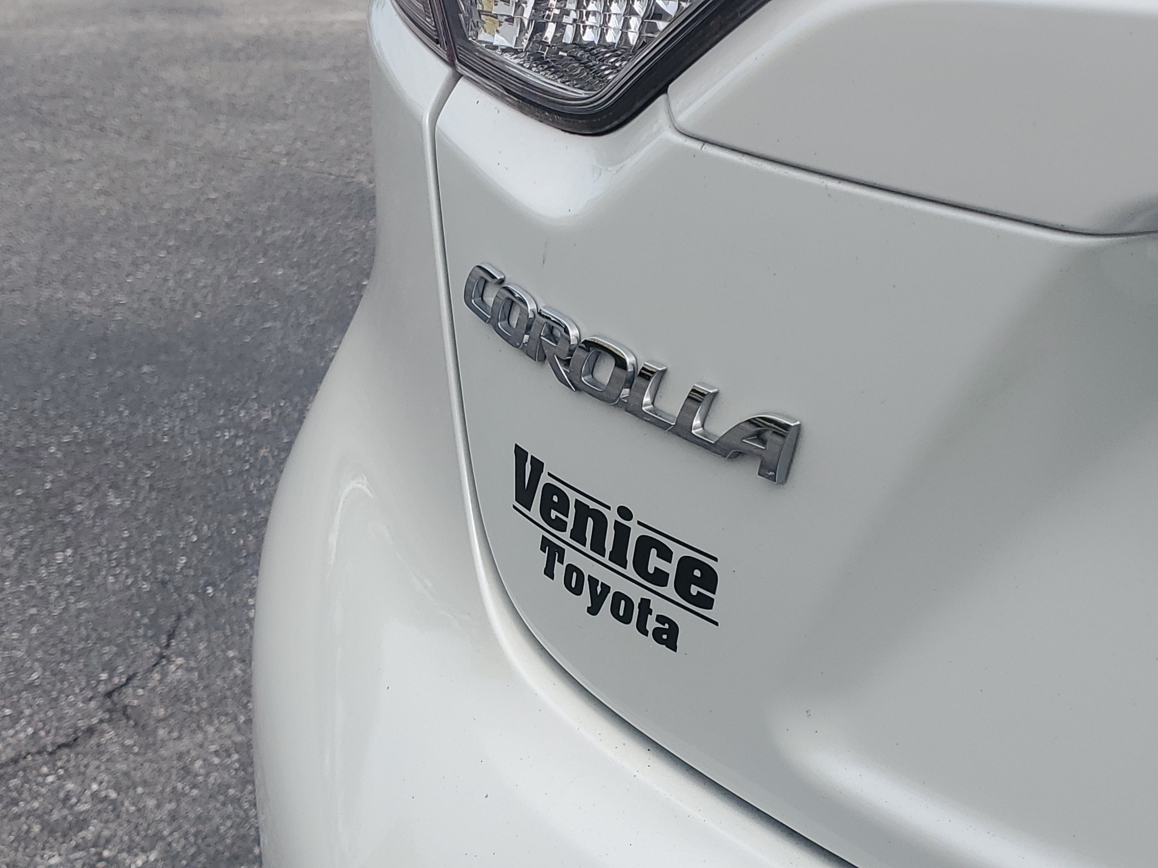 Certified 2021 Toyota Corolla LE FWD image 11