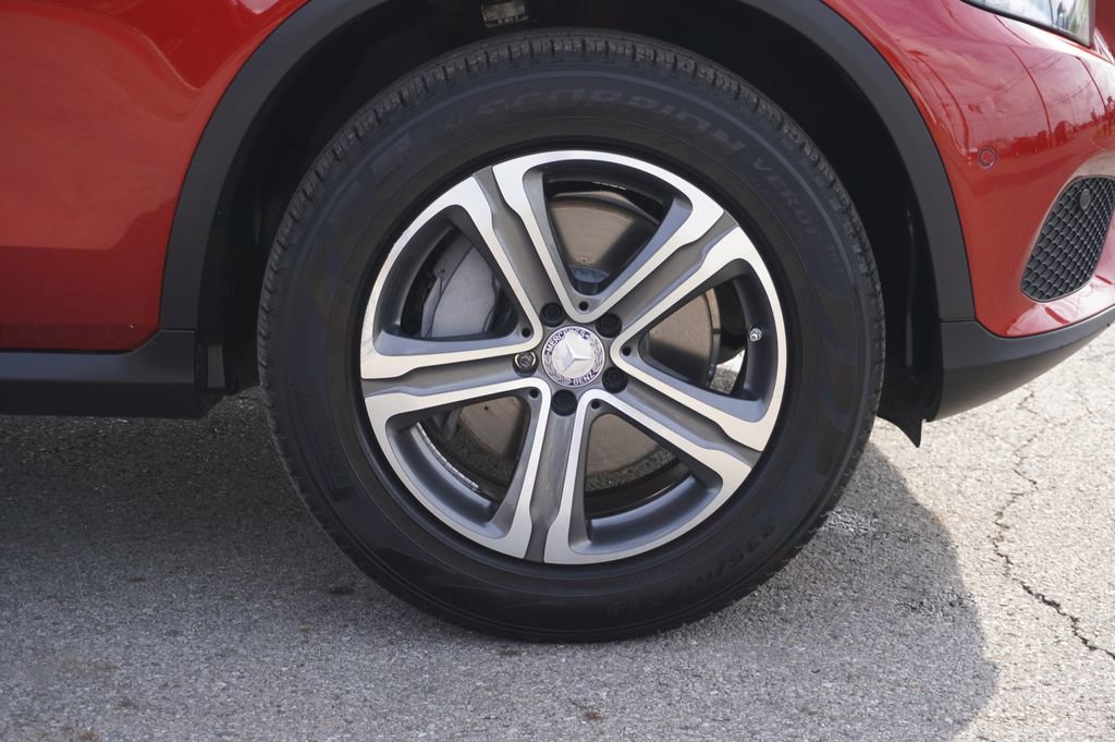 Used 2017 Mercedes-Benz GLC 300 image 13