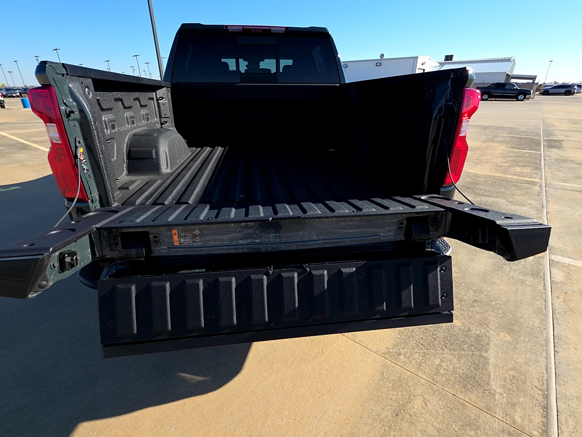 Used 2026 Chevrolet Silverado 1500 ZR2 image 9