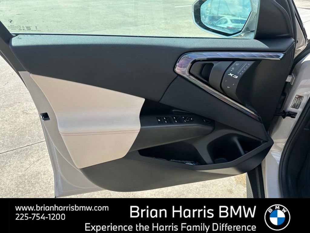 Certified 2025 BMW X3 xDrive30i w/ Premium Package image 7