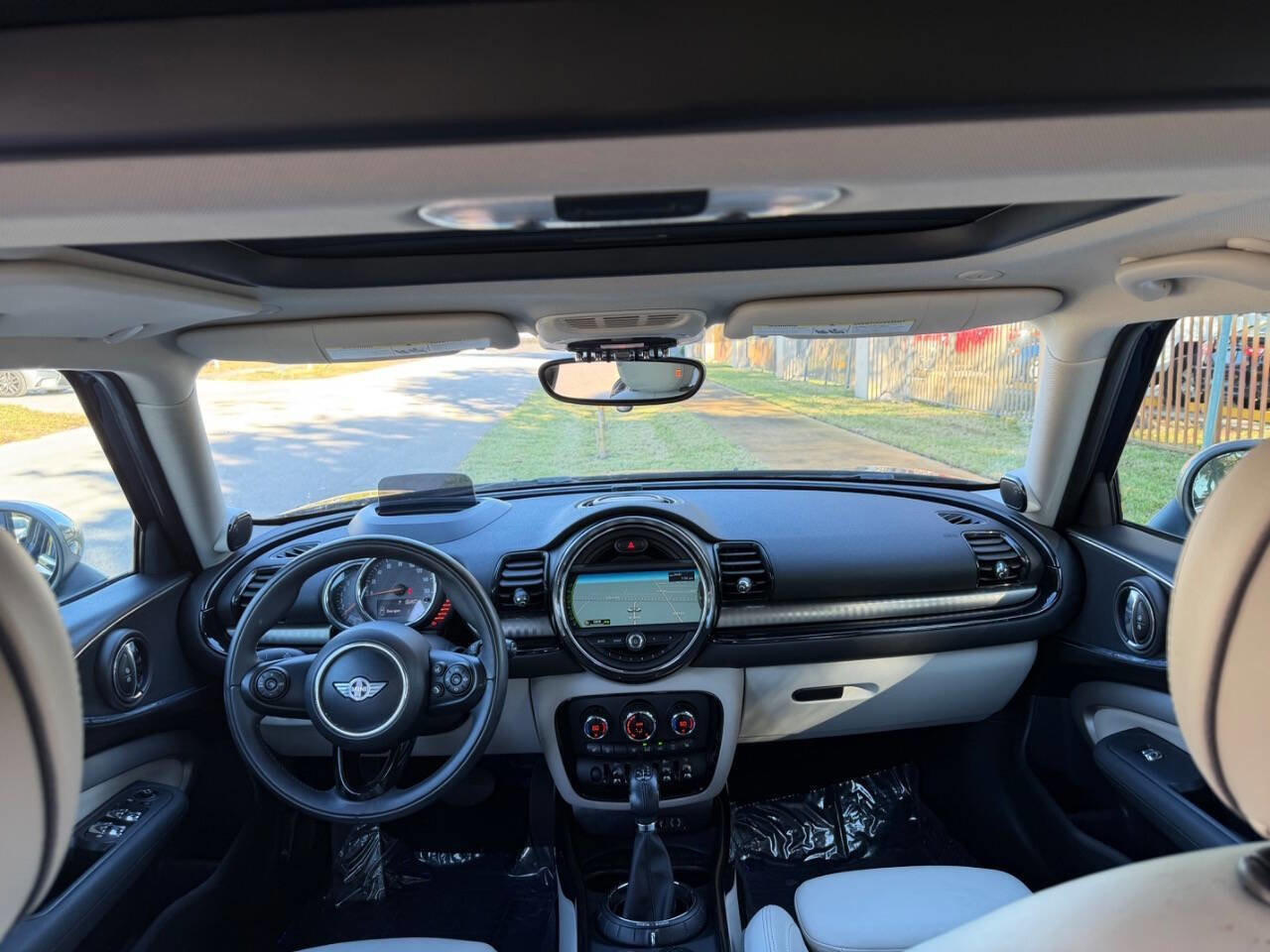 Used 2017 MINI Cooper Clubman S image 13