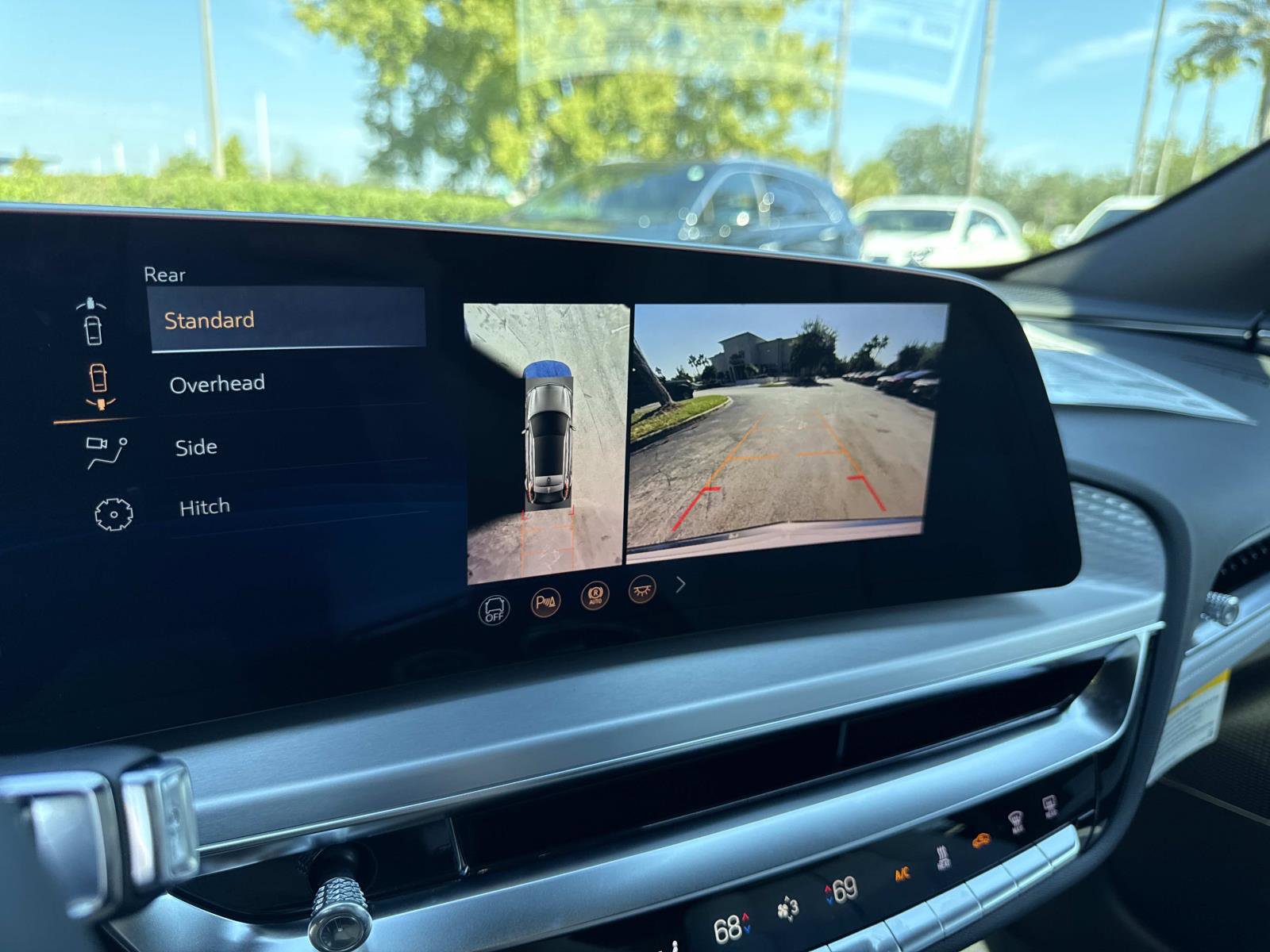 New 2026 Cadillac Lyriq Luxury image 26