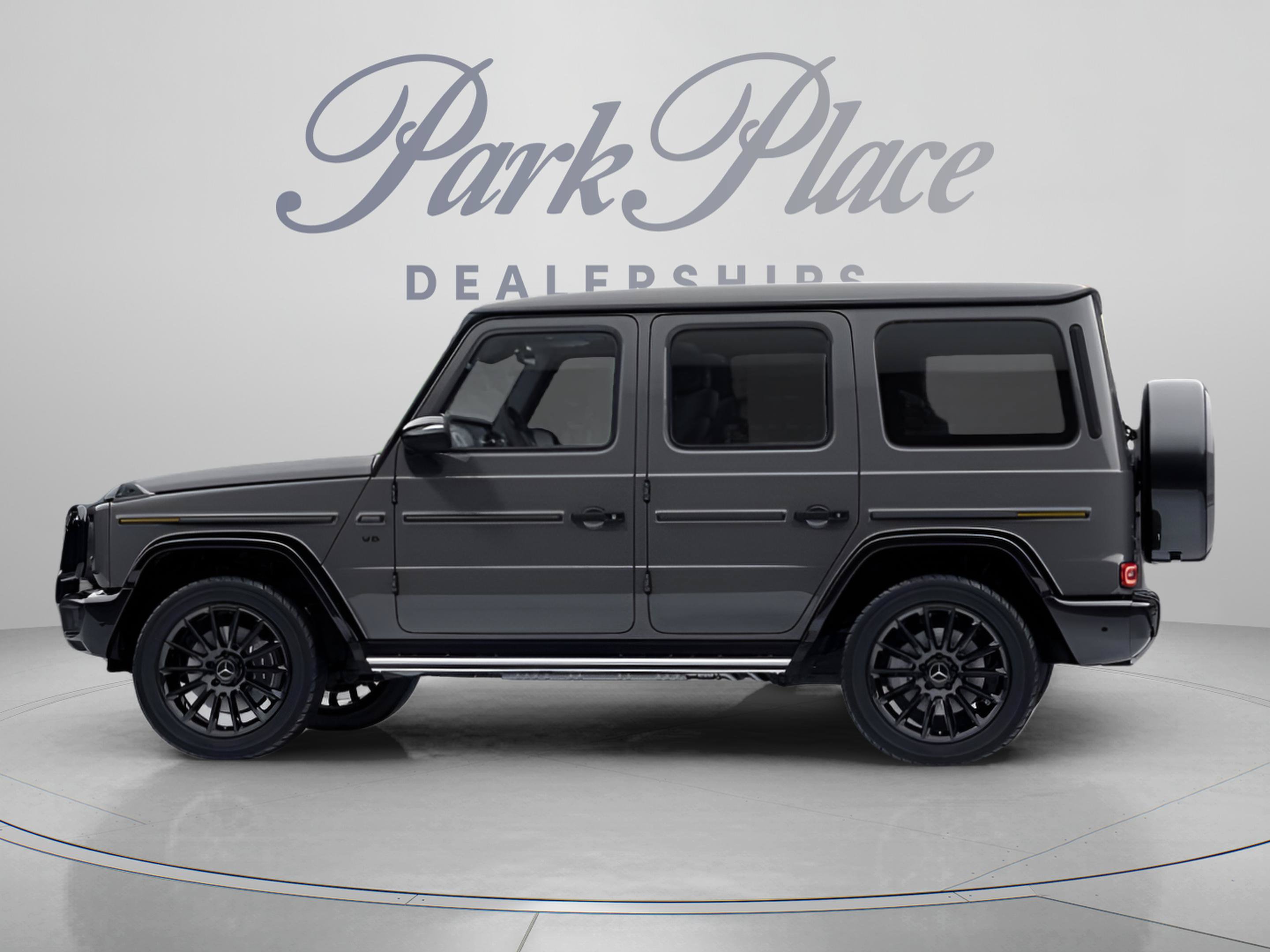Used 2023 Mercedes-Benz G 550 image 11