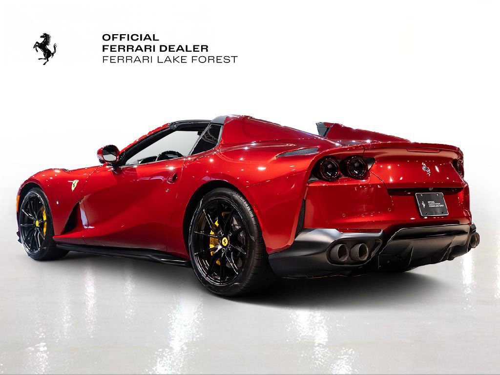 Used 2022 Ferrari 812 GTS image 2