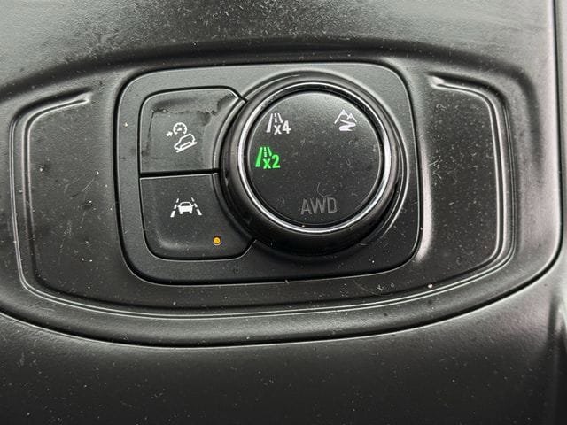 Used 2024 GMC Terrain SLE AWD/4WD image 23
