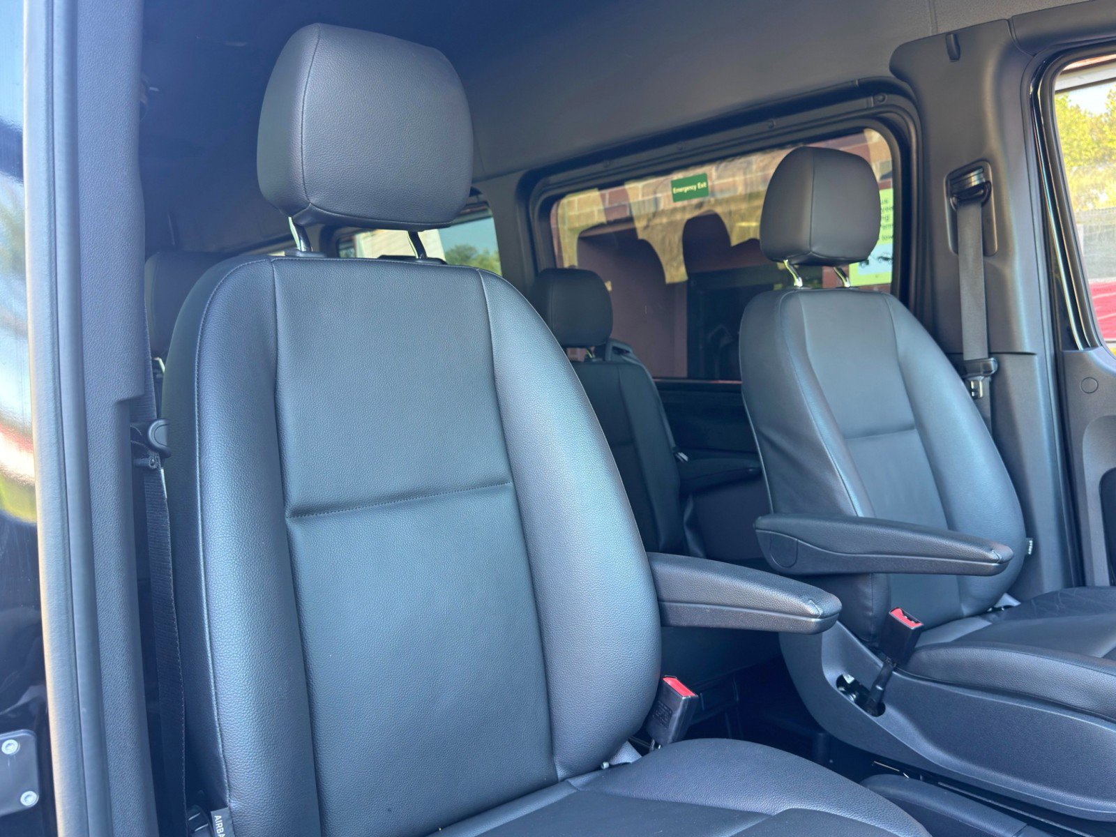 Used 2024 Mercedes-Benz Sprinter 2500 image 30