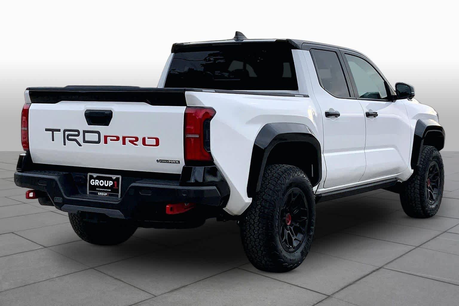 Used 2025 Toyota Tacoma TRD Pro AWD/4WD image 13