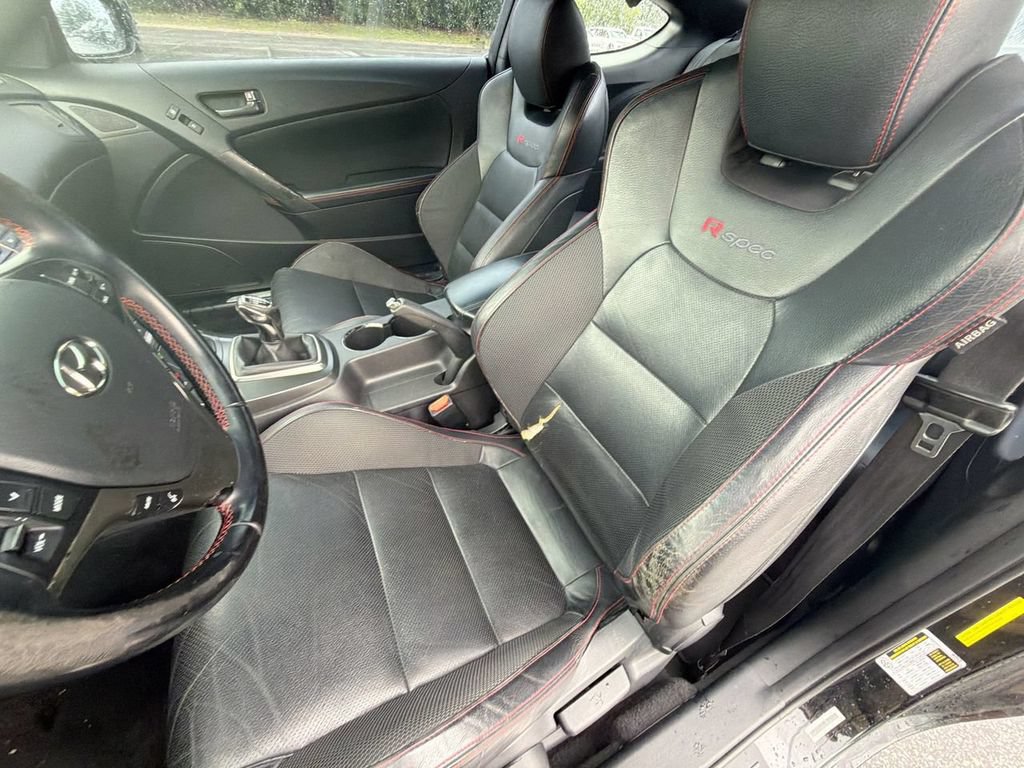 Used 2014 Hyundai Genesis 2.0T RWD image 16
