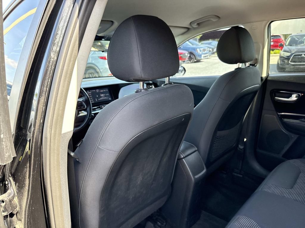 Used 2021 Kia Niro LXS FWD image 13