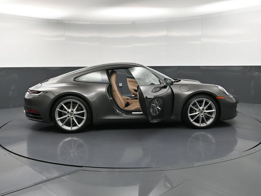 Certified 2022 Porsche 911 Carrera RWD image 32