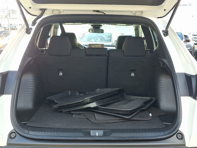 Used 2025 Honda HR-V Sport image 28