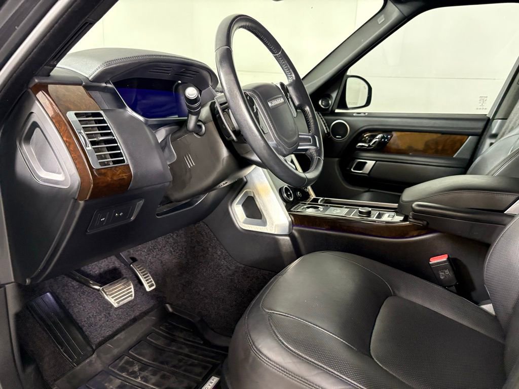 Used 2021 Land Rover Range Rover Westminster Edition image 21
