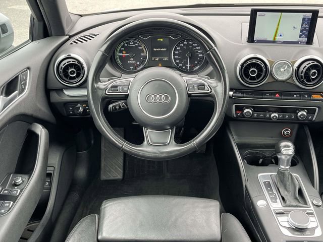 Used 2016 Audi A3 e-tron Premium Plus w/ Premium Plus Package image 18