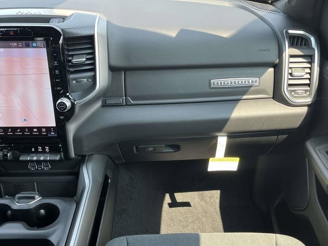 New 2026 RAM 1500 4x4 Crew Cab image 15