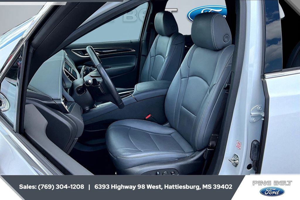 Used 2024 Buick Enclave Premium image 18