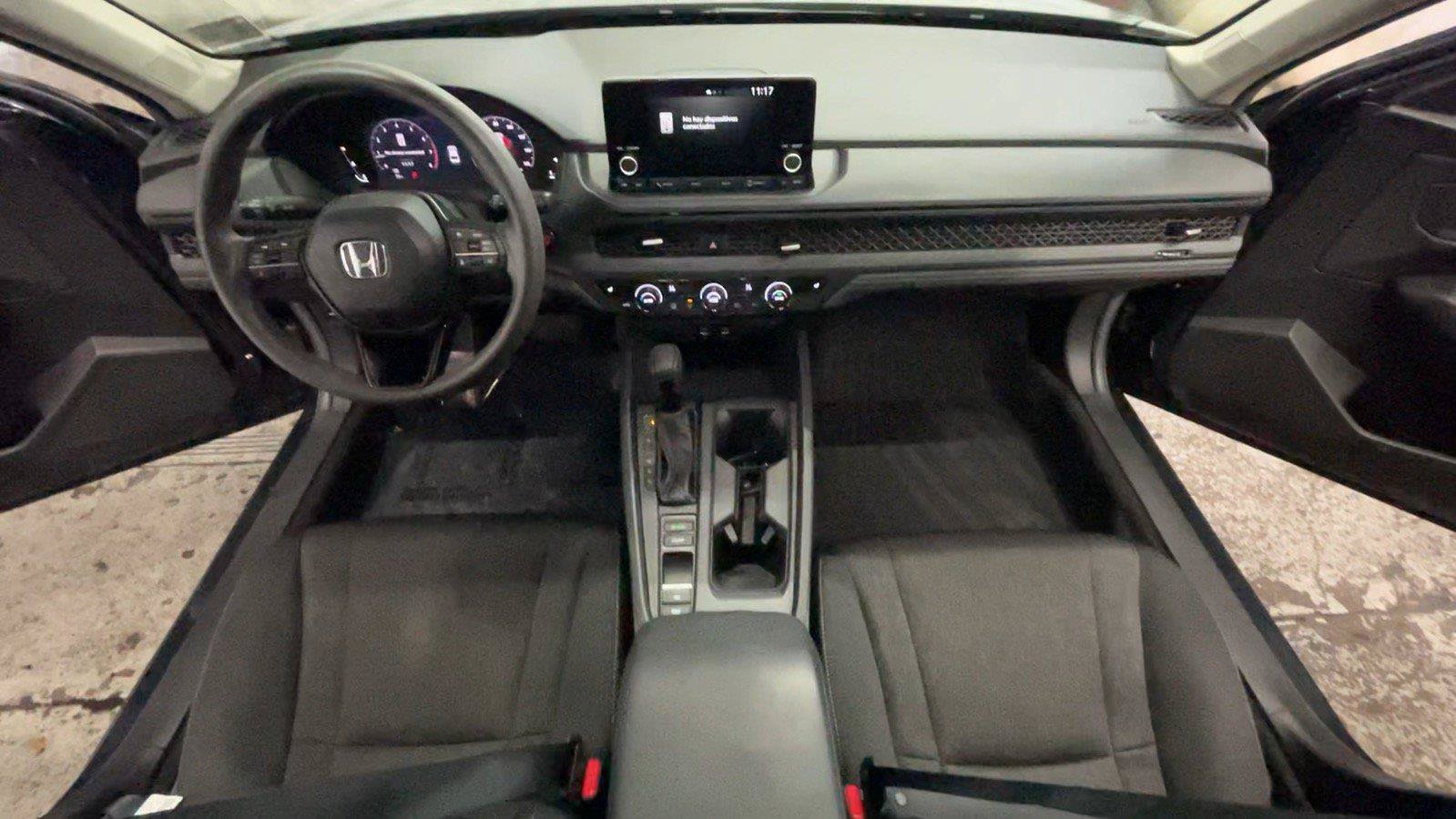 Certified 2025 Honda Accord SE image 26