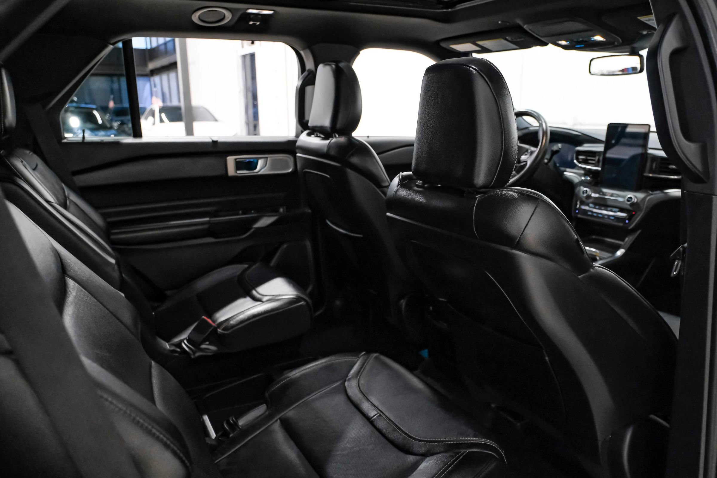 Used 2020 Ford Explorer ST w/ ST Street Pack image 35