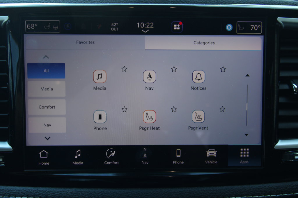 Used 2023 Chrysler Pacifica Limited w/ Uconnect Theater Family Group AWD/4WD image 39
