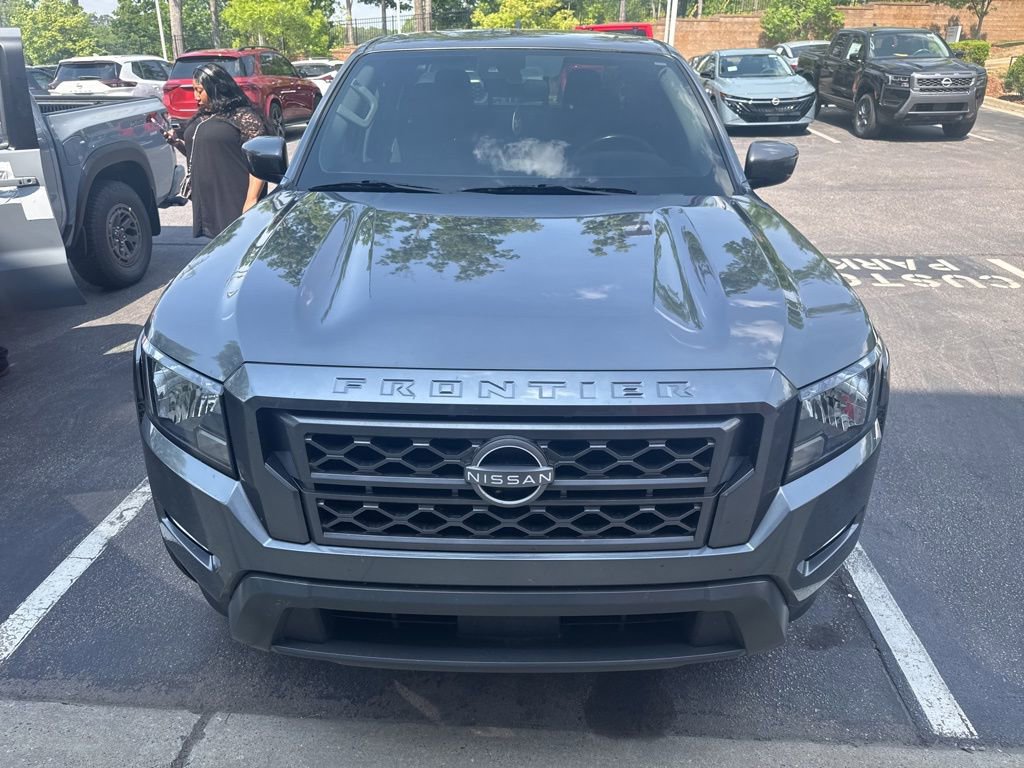 Certified 2024 Nissan Frontier SV w/ SV Convenience Package RWD image 2