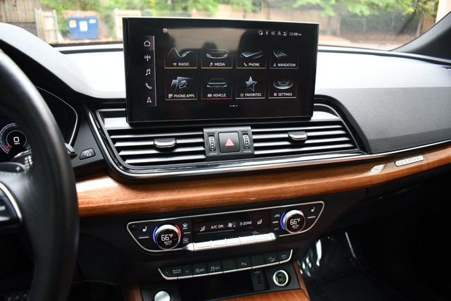 Used 2021 Audi Q5 2.0T Premium Plus w/ Premium Plus Package image 24