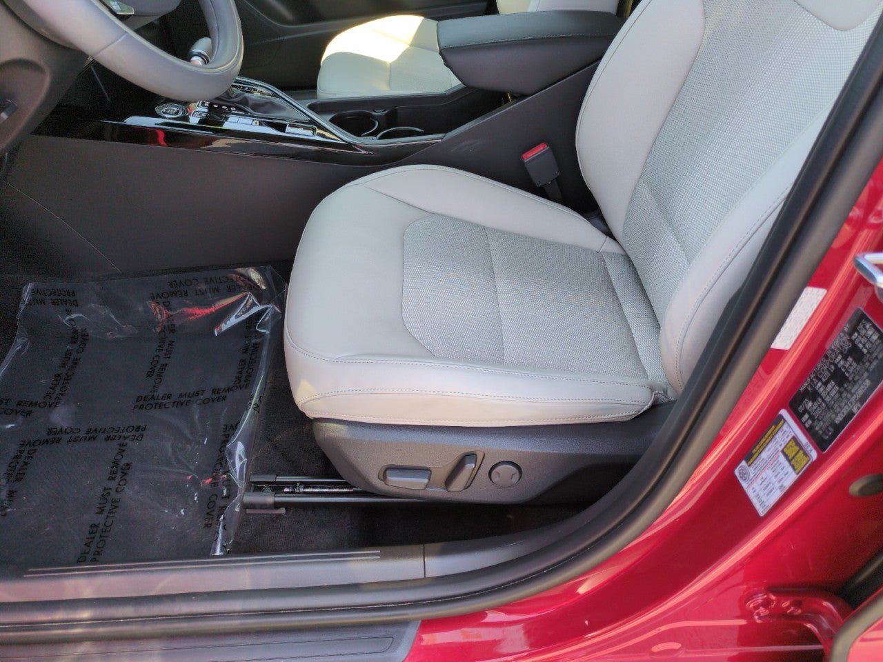 Used 2023 Kia Niro EX FWD image 13