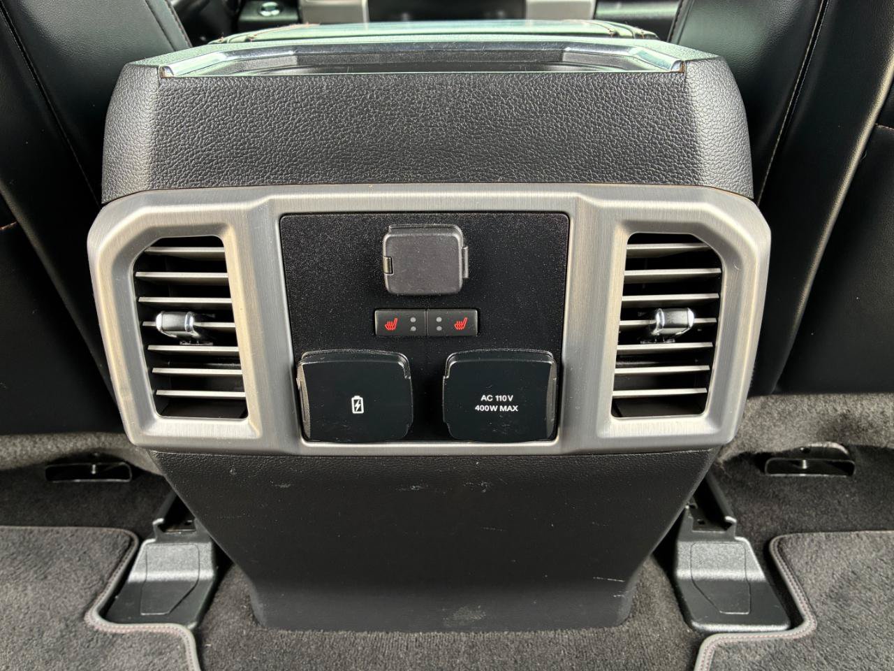Used 2019 Ford F350 Platinum w/ Platinum Ultimate Package AWD/4WD image 33